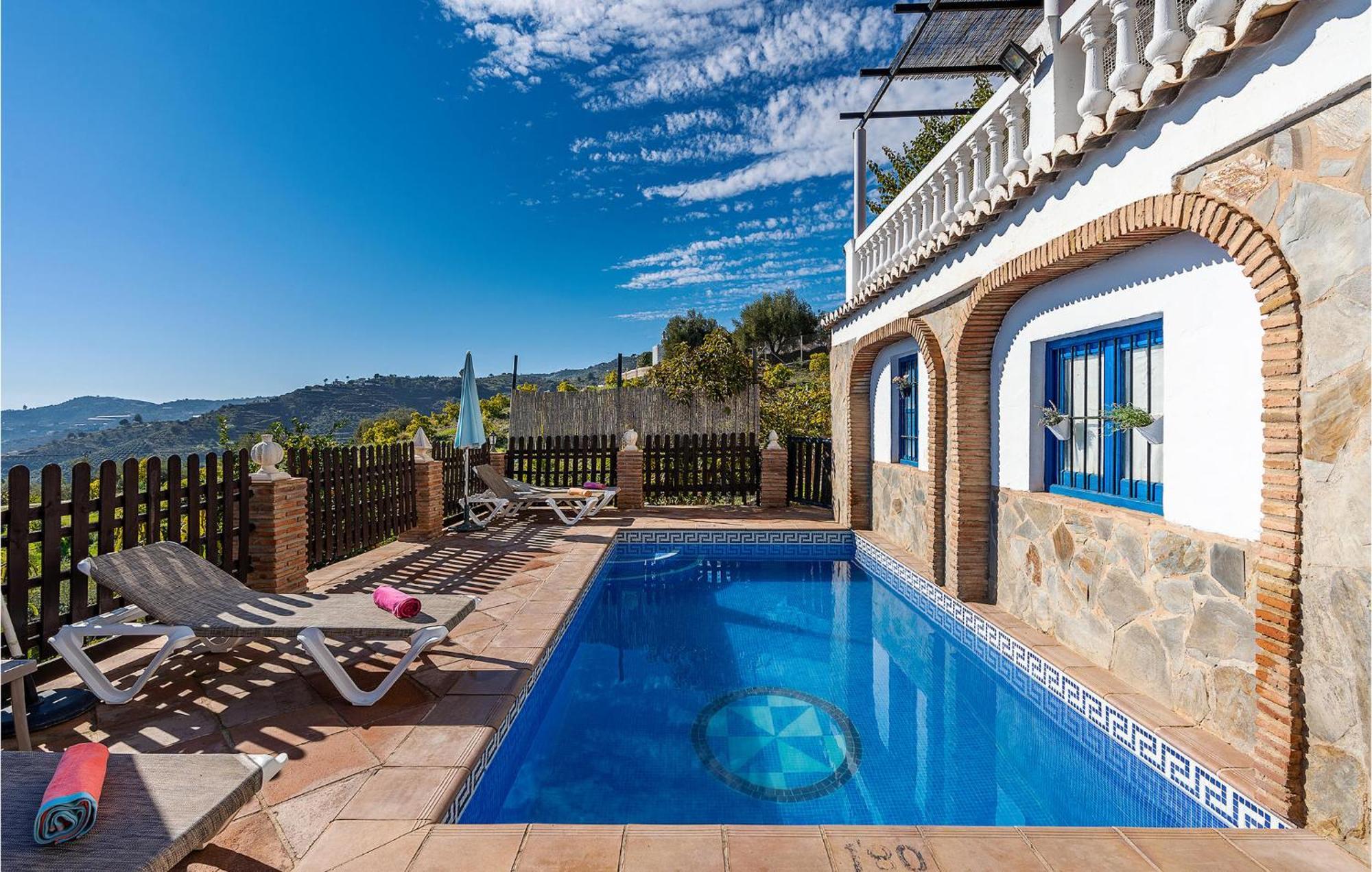 Amazing Home In Frigiliana With Kitchen Екстериор снимка