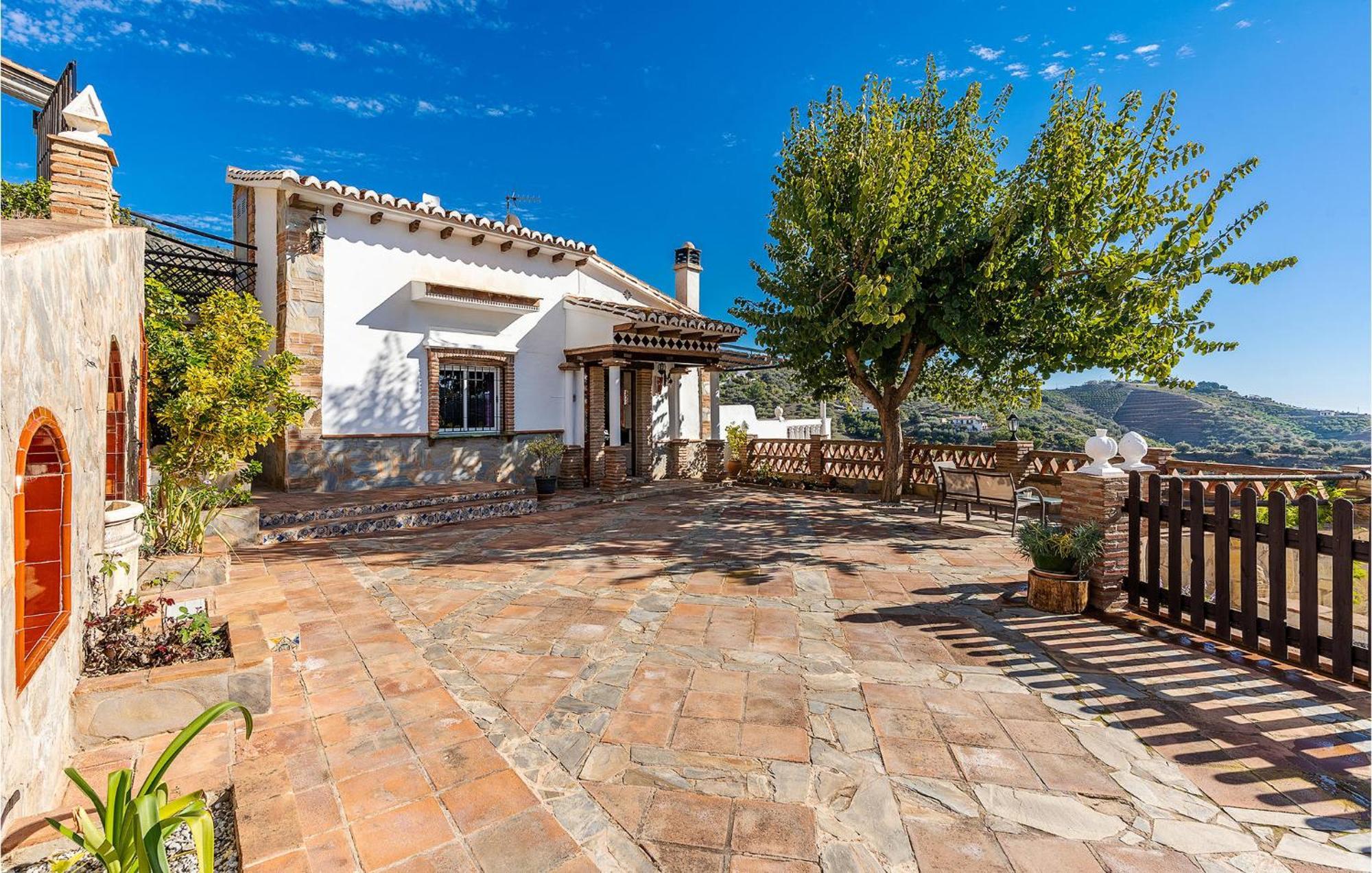 Amazing Home In Frigiliana With Kitchen Екстериор снимка